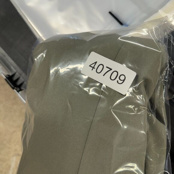 R&M Richards Dress Pants Women 16P Petite Gray High Rise Pleated Elastic Waist - Picture 8 of 8